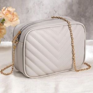 Chevron quilted zipper bag crossbody gold chain vegan leather gray